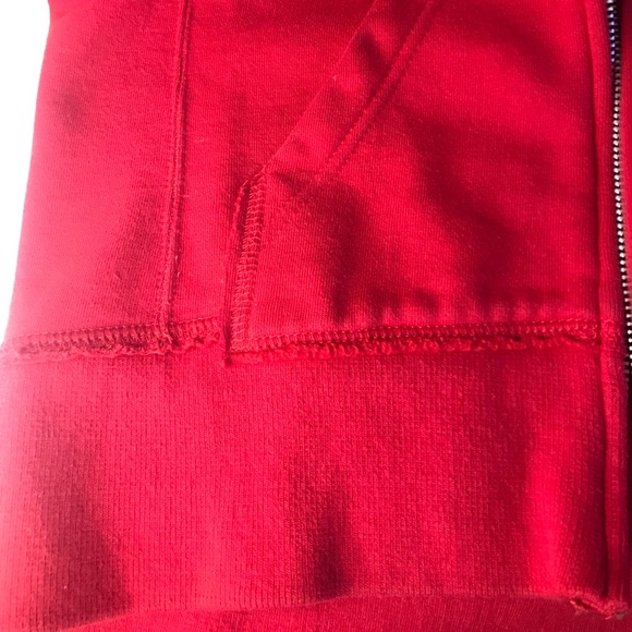 Red Roxy zip up. Good condition. Only worn once or twice. - Picture 3 of 4